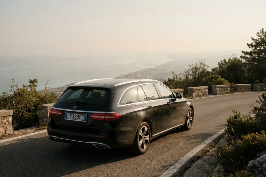 La salita verso San Marino sopra la costa